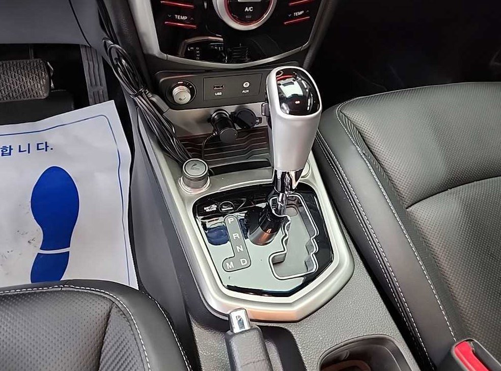 KG모빌리티(쌍용)  티볼리 가솔린 2WD 1.6 VX 사진 8