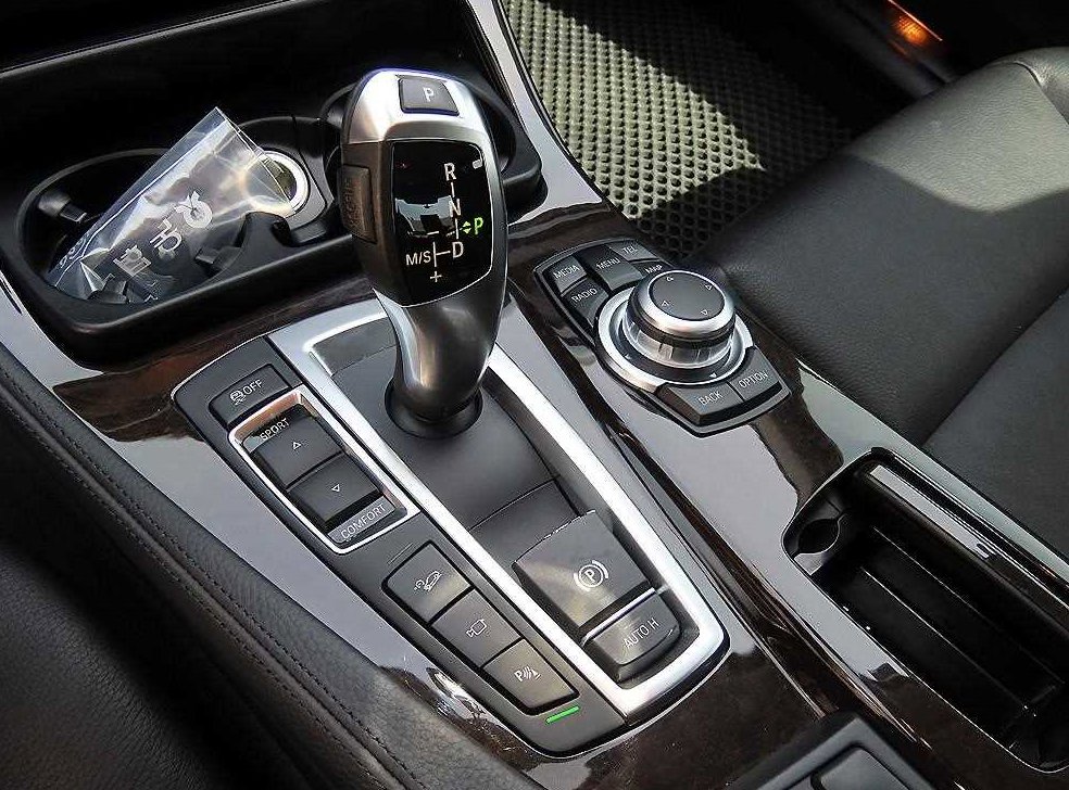 BMW 5시리즈 528i xDrive 사진 11