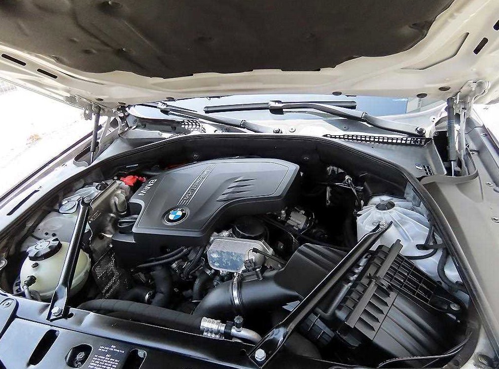 BMW 5시리즈 528i xDrive 사진 19
