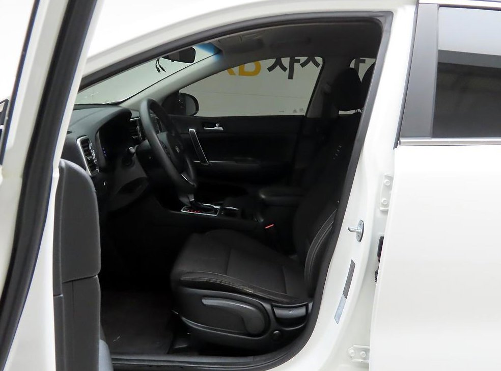 기아 스포티지 가솔린 2.0 2WD 트렌디 사진 8