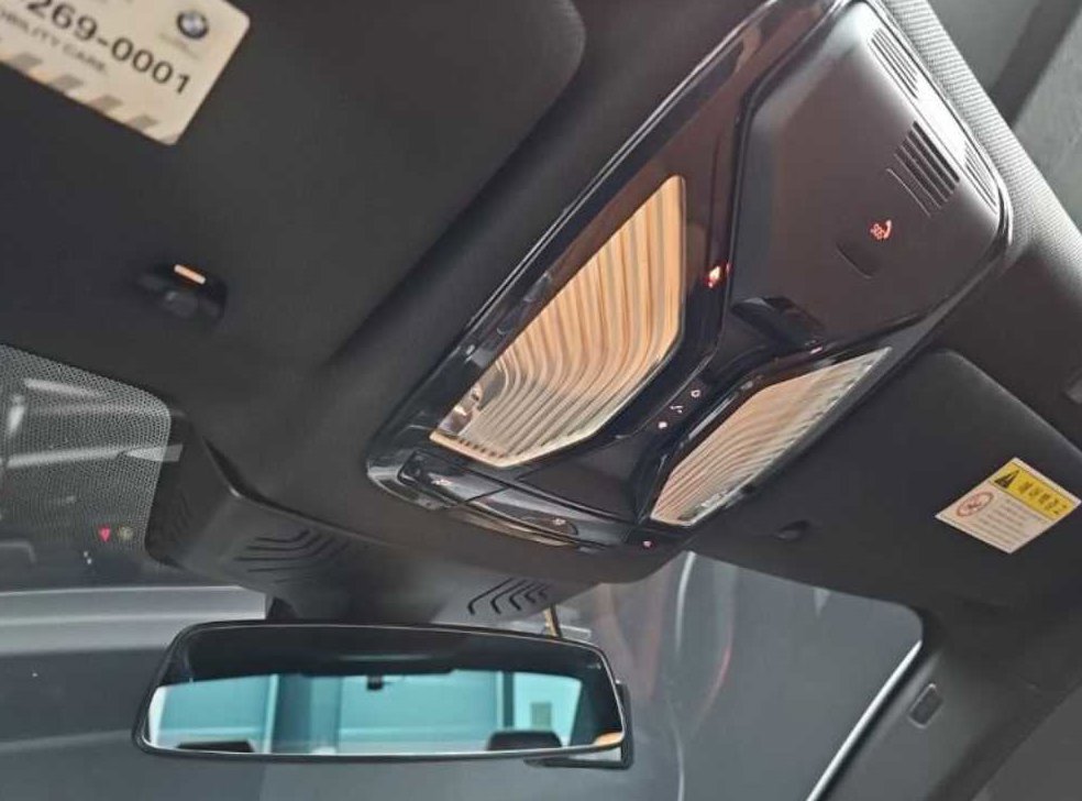 BMW 5시리즈 530i xDrive M 스포츠 사진 14