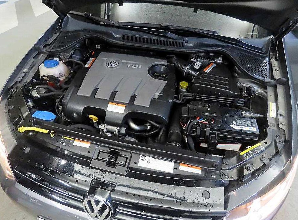 폭스바겐 폴로 1.6 TDI R-LINE 사진 18
