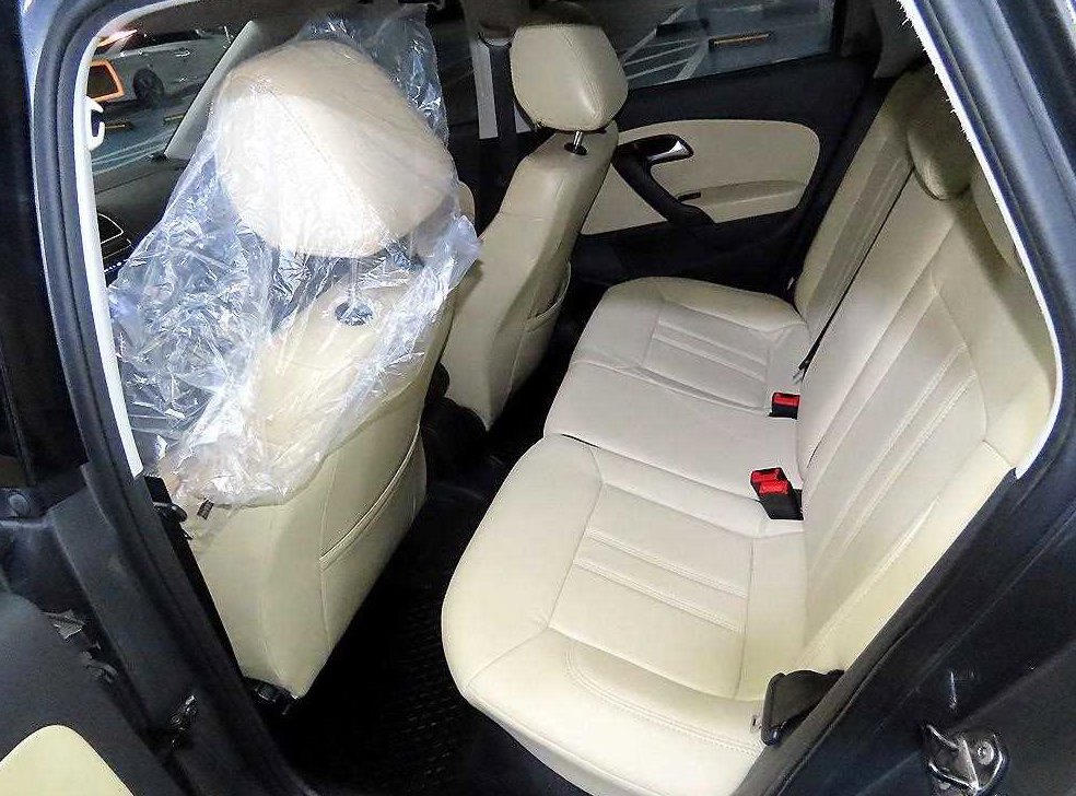 폭스바겐 폴로 1.6 TDI R-LINE 사진 7