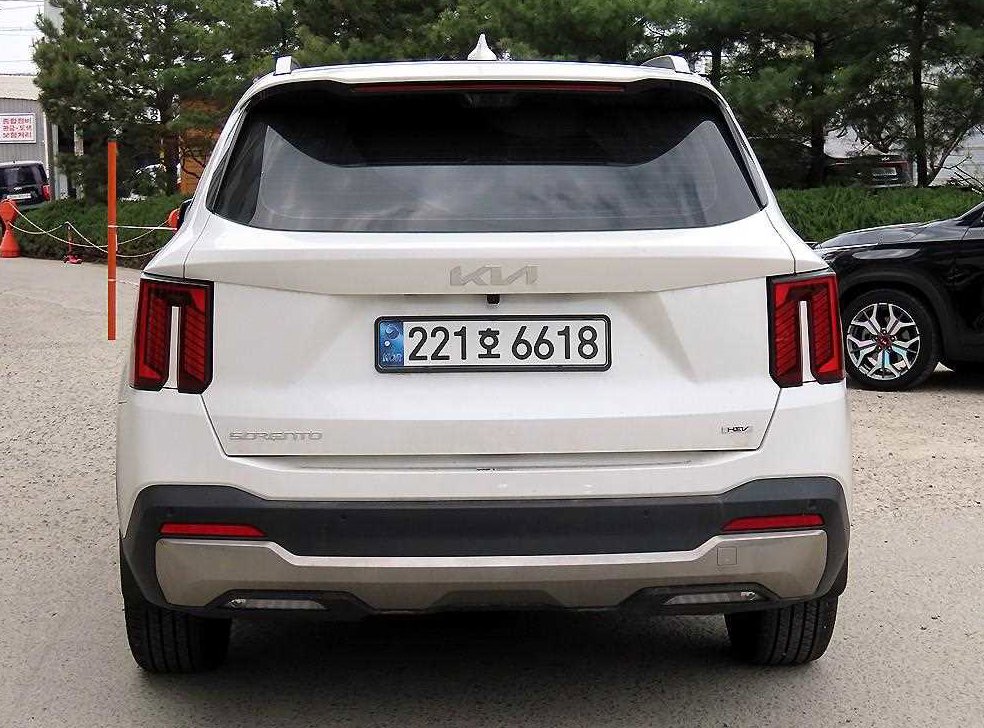 기아 쏘렌토 1.6T 2WD 시그니처 사진 4
