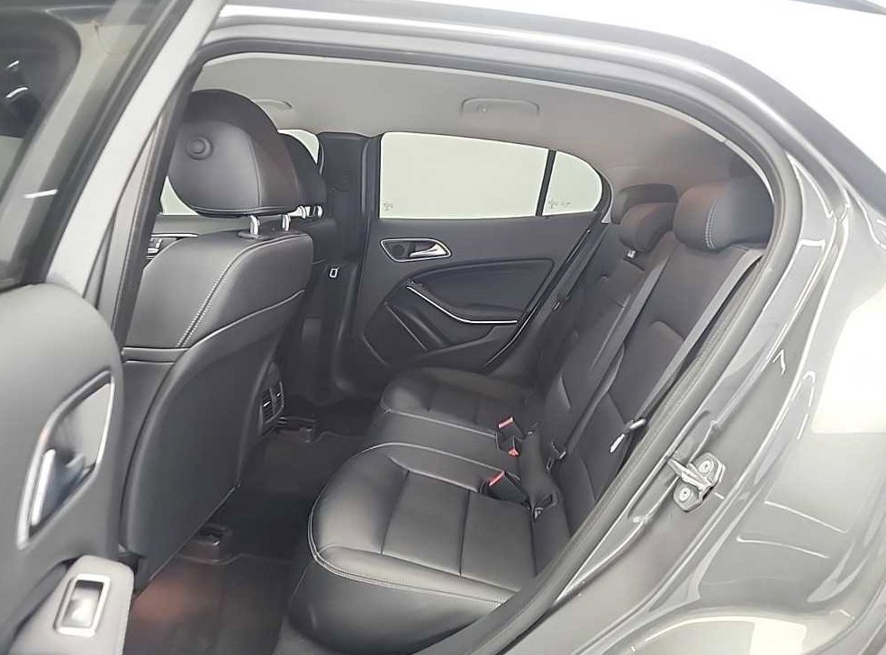 벤츠 GLA 클래스 GLA220 사진 12
