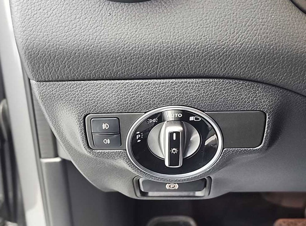 벤츠 GLA 클래스 GLA220 사진 17