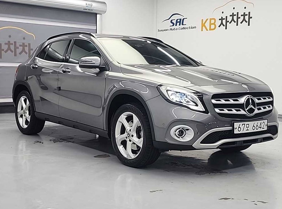 벤츠 GLA 클래스 GLA220 사진 4