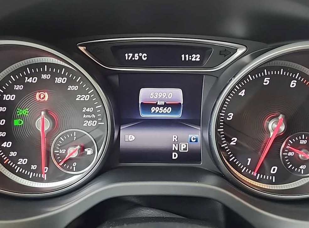 벤츠 GLA 클래스 GLA220 사진 6