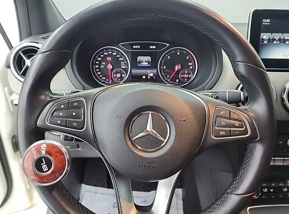 벤츠 B 클래스 (MY B) B200 d 사진 9