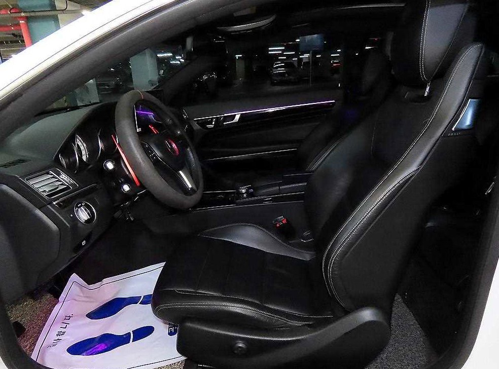 벤츠 E 클래스 E200 쿠페 사진 6