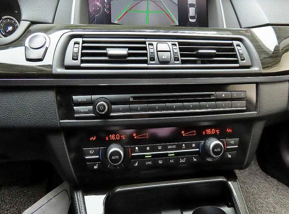 BMW 5시리즈 528i xDrive 럭셔리 플러스 사진 15