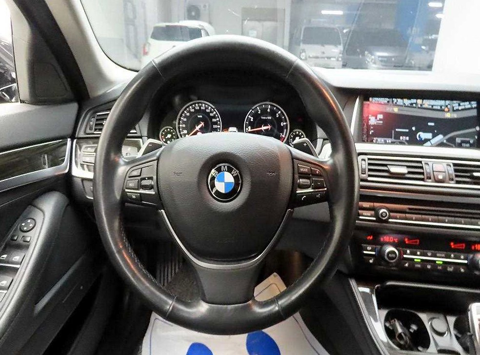 BMW 5시리즈 528i xDrive 럭셔리 플러스 사진 7