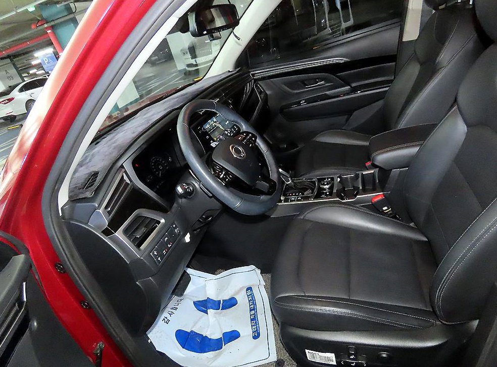 KG모빌리티(쌍용)  코란도 2WD 가솔린 1.5 C5 플러스 사진 6