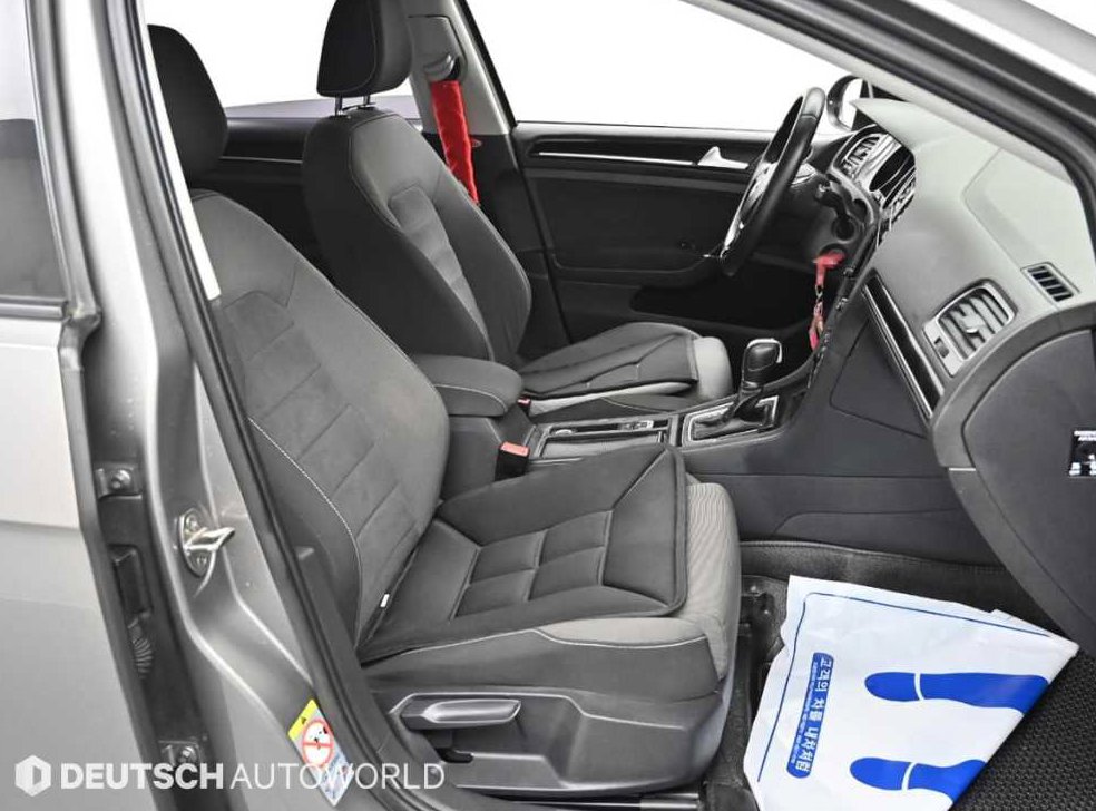 폭스바겐 골프 1.6 TDI 사진 10