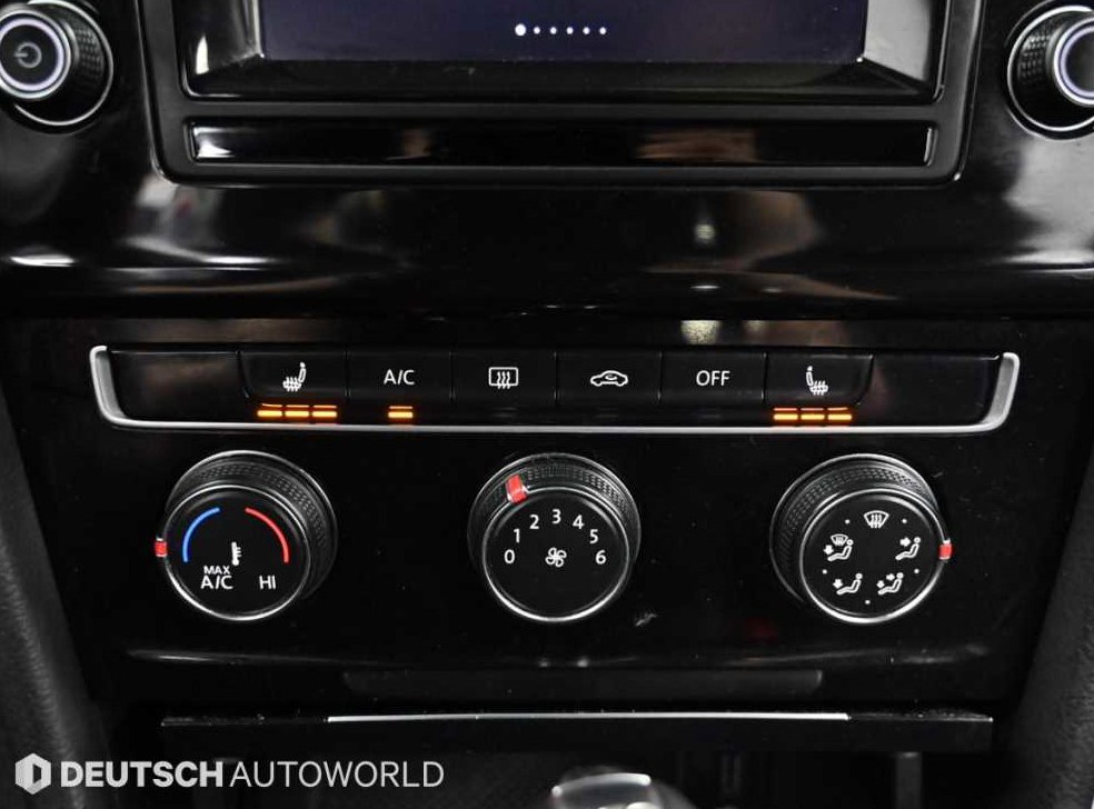 폭스바겐 골프 1.6 TDI 사진 17