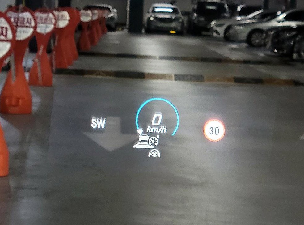 벤츠 E 클래스 E300d 4MATIC 쿠페 사진 15