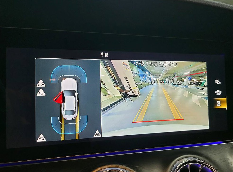 벤츠 E 클래스 E300d 4MATIC 쿠페 사진 16