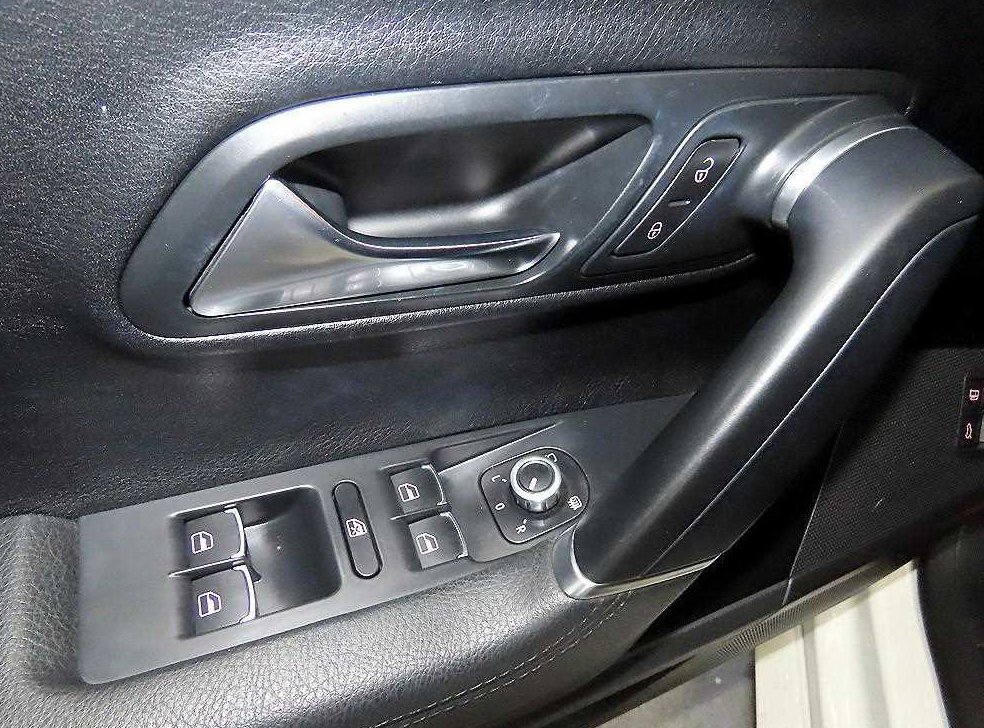 폭스바겐 CC 2.0 TDI 사진 13