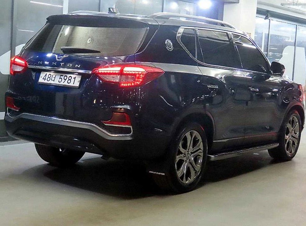 KG모빌리티(쌍용)  렉스턴 디젤 2.2 4WD 사진 4