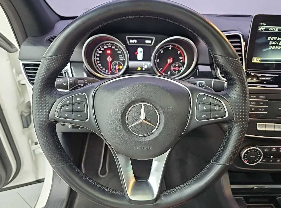 벤츠 GLE 클래스 GLE 250 d 4MATIC 사진 9