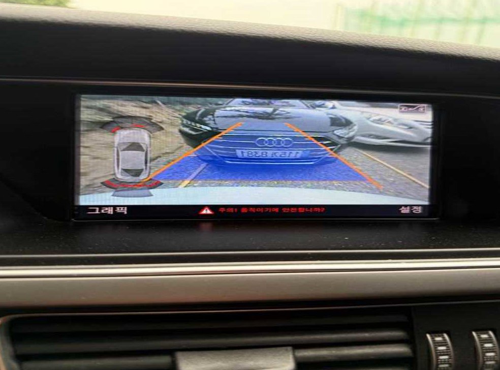 아우디 A5 2.0 TDI 콰트로 다이나믹 스포츠백 사진 8