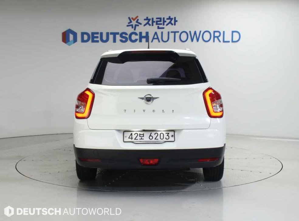 KG모빌리티(쌍용)  티볼리 2WD 디젤 1.6 IX 사진 4