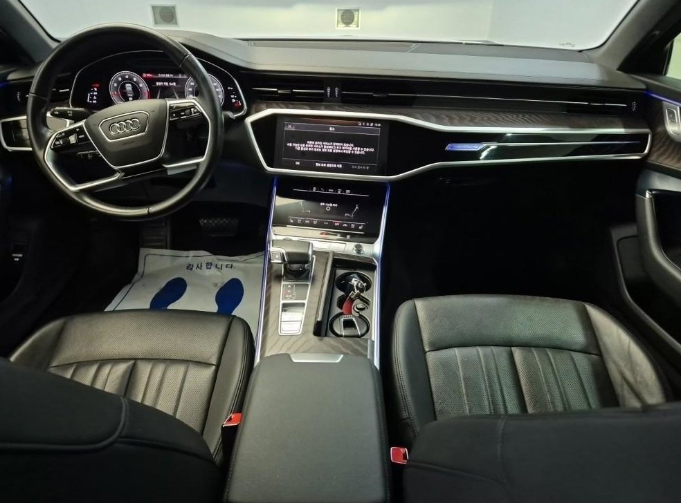 아우디 A6 45 TFSI 콰트로 프리미엄 사진 17