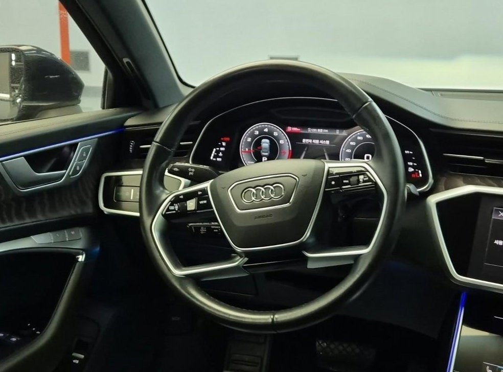 아우디 A6 45 TFSI 콰트로 프리미엄 사진 19
