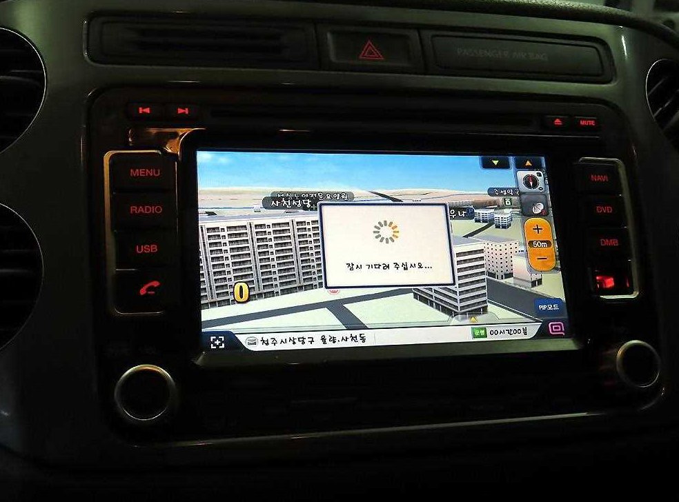 폭스바겐 티구안 2.0 TDI 컴포트 사진 14