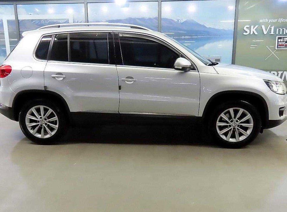 폭스바겐 티구안 2.0 TDI 컴포트 사진 3