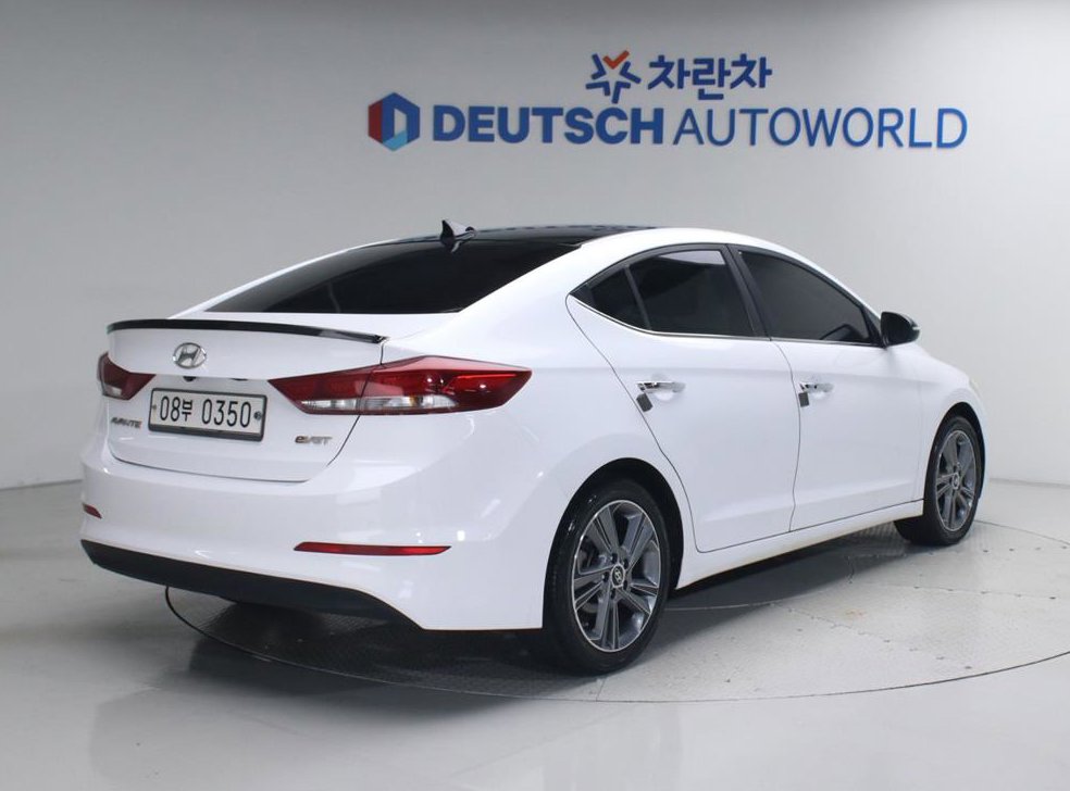 현대 아반떼 1.6 e-VGT 프리미엄 사진 2