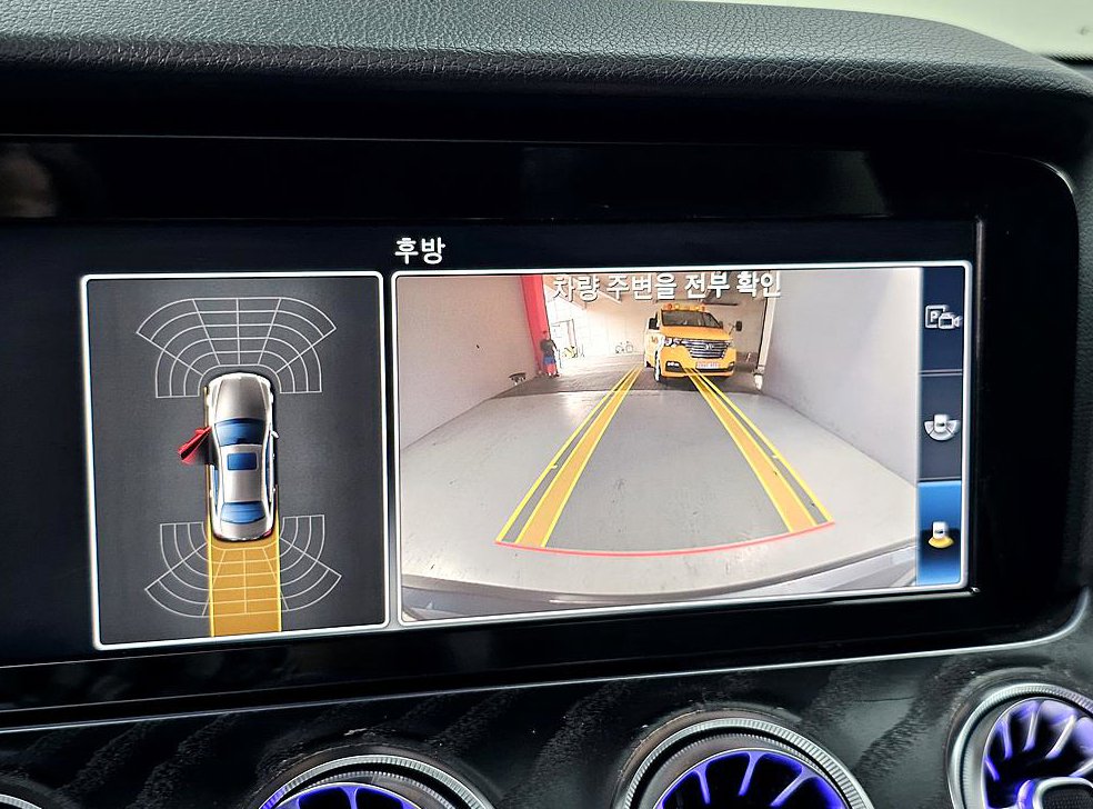 벤츠 E 클래스 E220d 아방가르드 사진 13