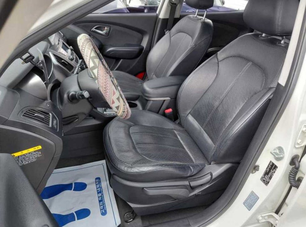 현대 투싼 2WD VGT LX20 사진 10