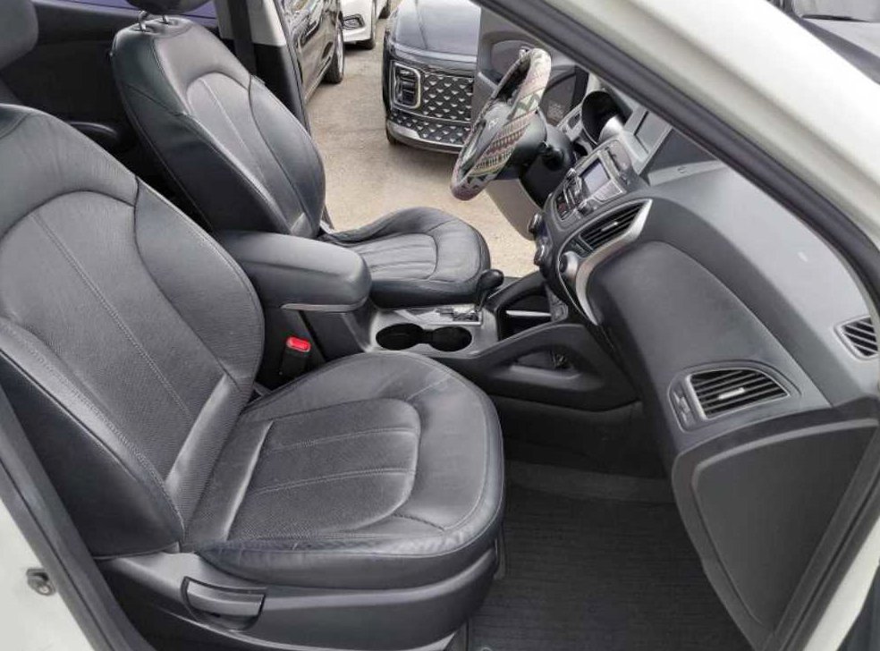 현대 투싼 2WD VGT LX20 사진 15