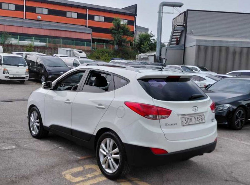 현대 투싼 2WD VGT LX20 사진 2