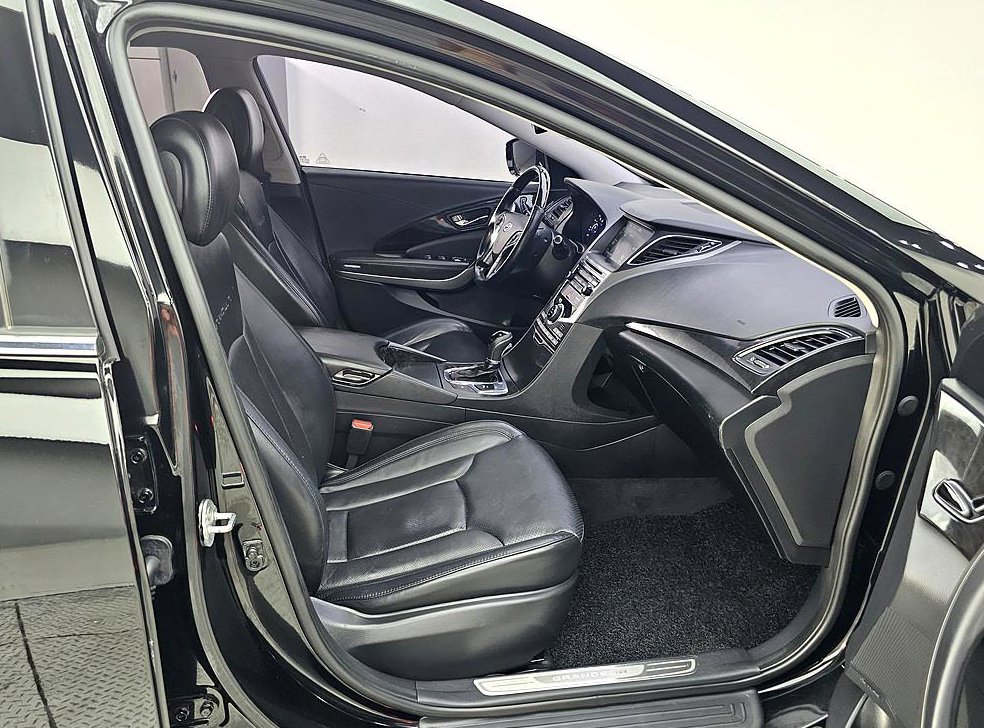 현대 그랜저 HG300 PREMIUM 사진 11