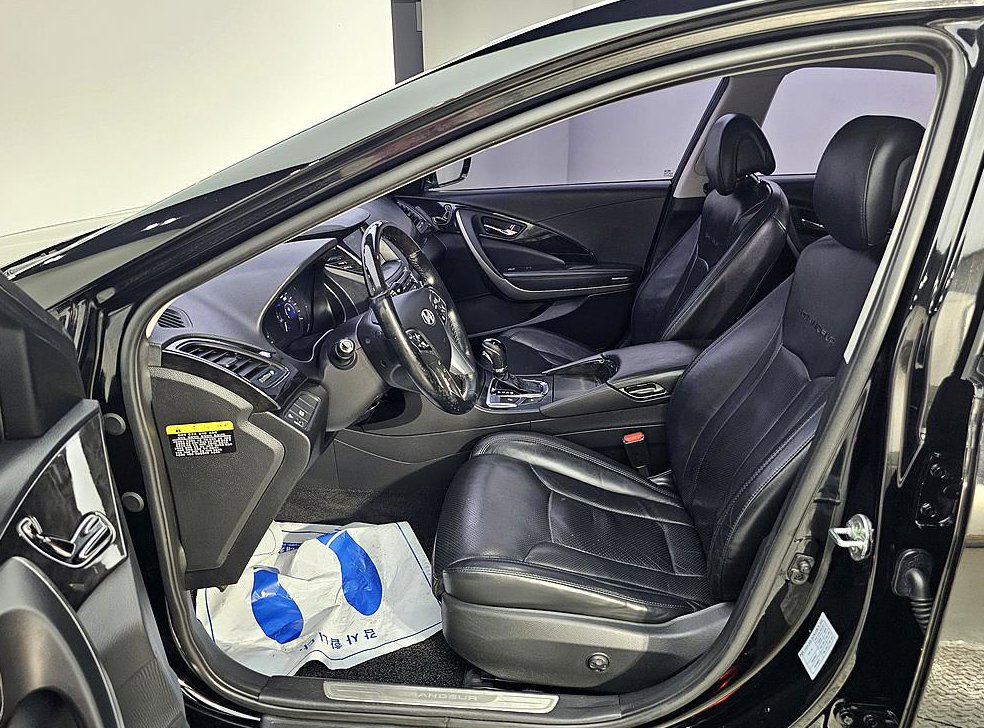 현대 그랜저 HG300 PREMIUM 사진 8