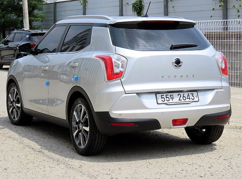KG모빌리티(쌍용)  티볼리 가솔린 2WD 1.6 VX 사진 3