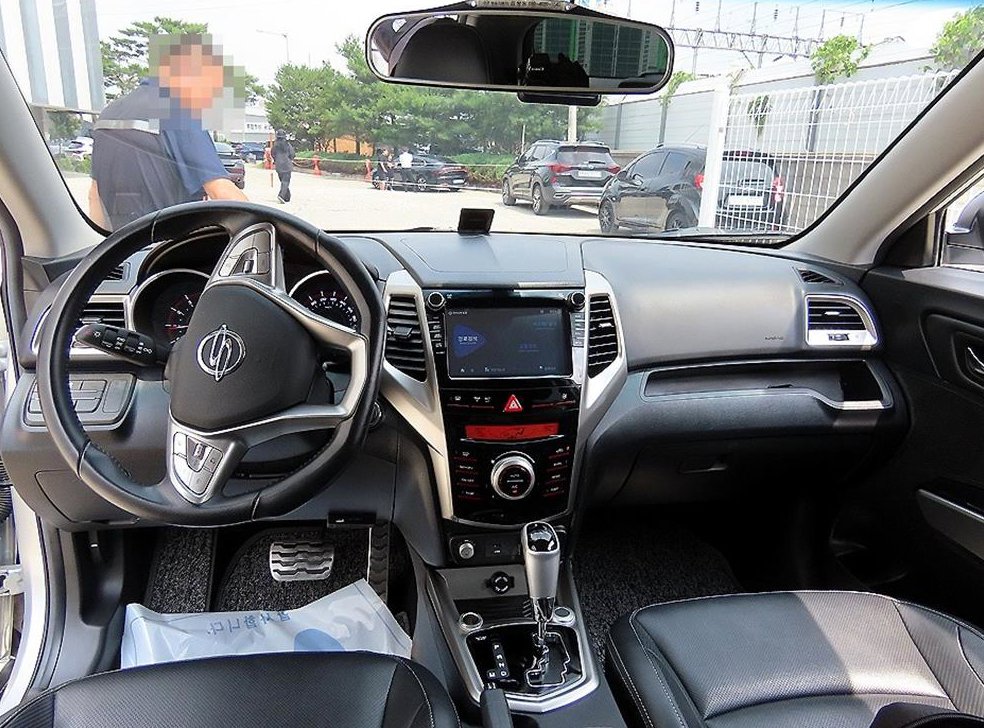 KG모빌리티(쌍용)  티볼리 가솔린 2WD 1.6 VX 사진 7