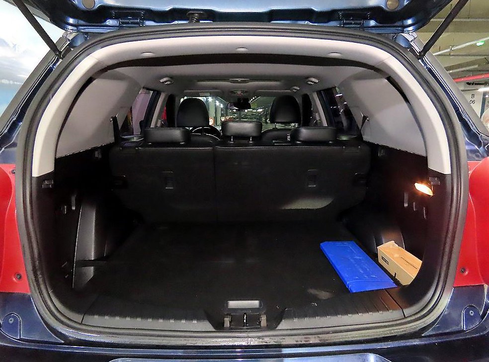 KG모빌리티(쌍용)  티볼리 4WD 디젤 1.6 RX 사진 18