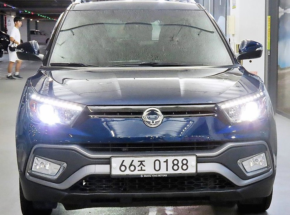 KG모빌리티(쌍용)  티볼리 4WD 디젤 1.6 RX 사진 2