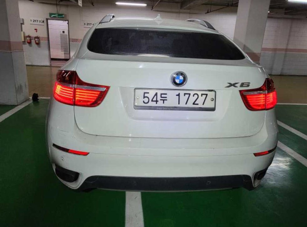 BMW X6 xDrive 30d 사진 2
