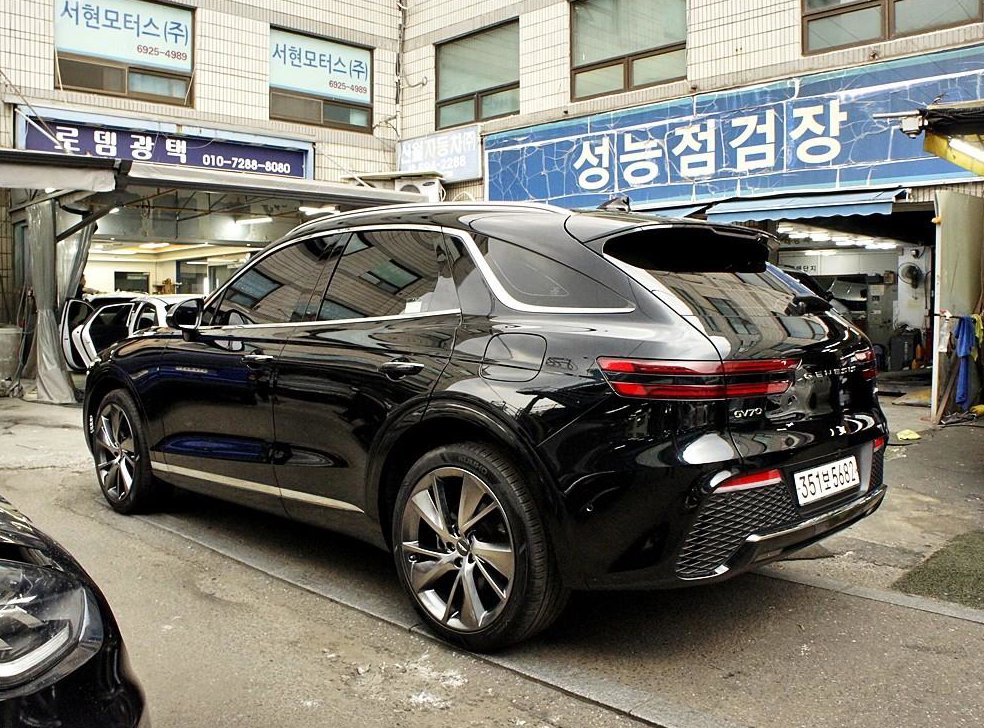 제네시스 GV70 2.2 디젤 AWD 사진 4