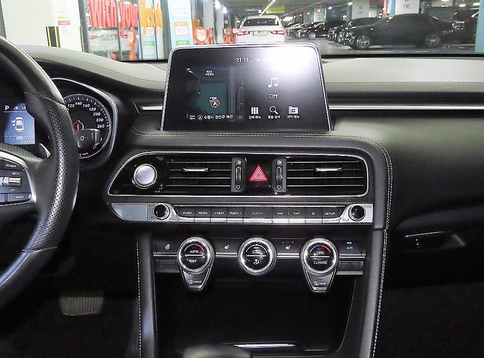 제네시스 G70 2.0T 사진 11