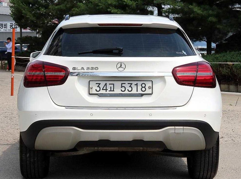 벤츠 GLA 클래스 GLA220 사진 3