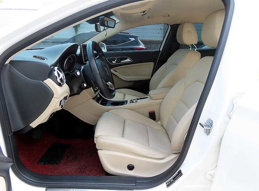 벤츠 GLA 클래스 GLA220 사진 4
