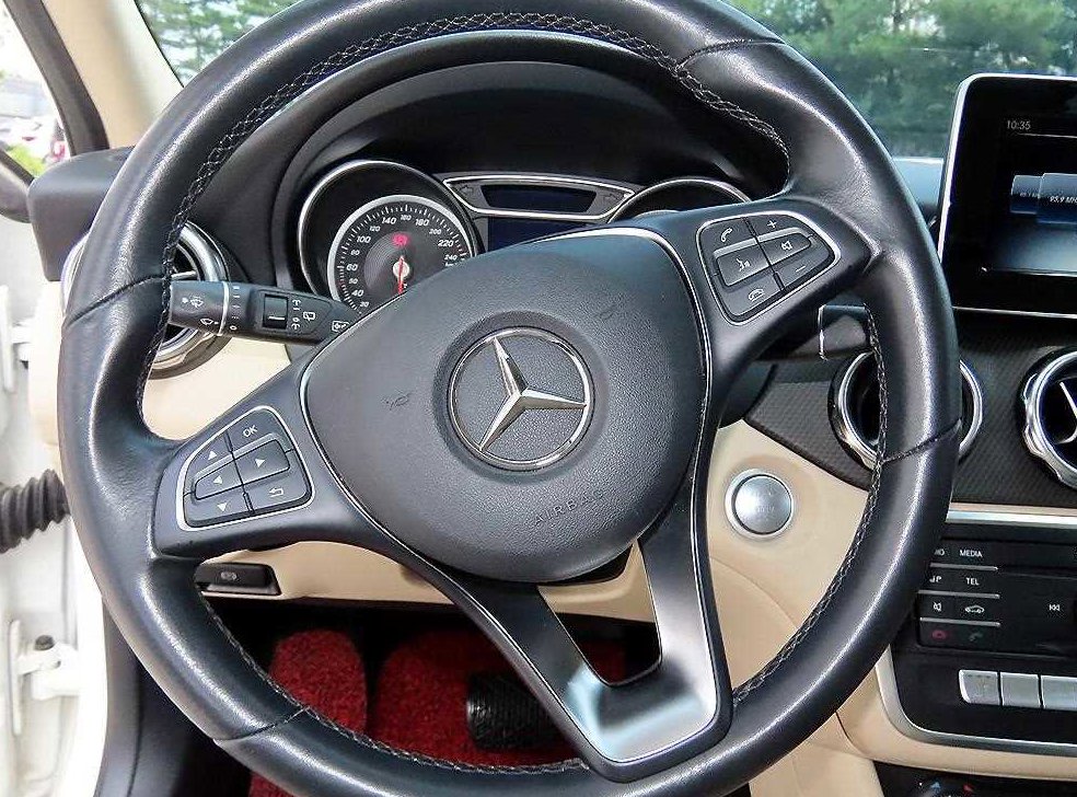 벤츠 GLA 클래스 GLA220 사진 7