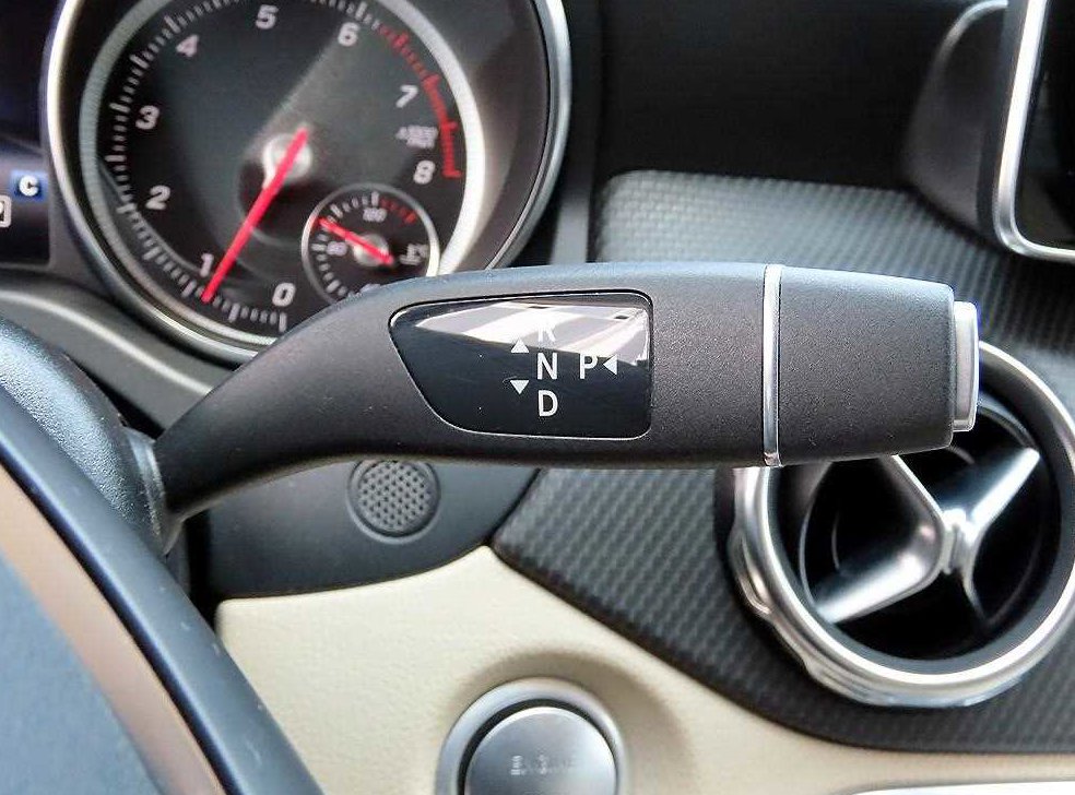 벤츠 GLA 클래스 GLA220 사진 9