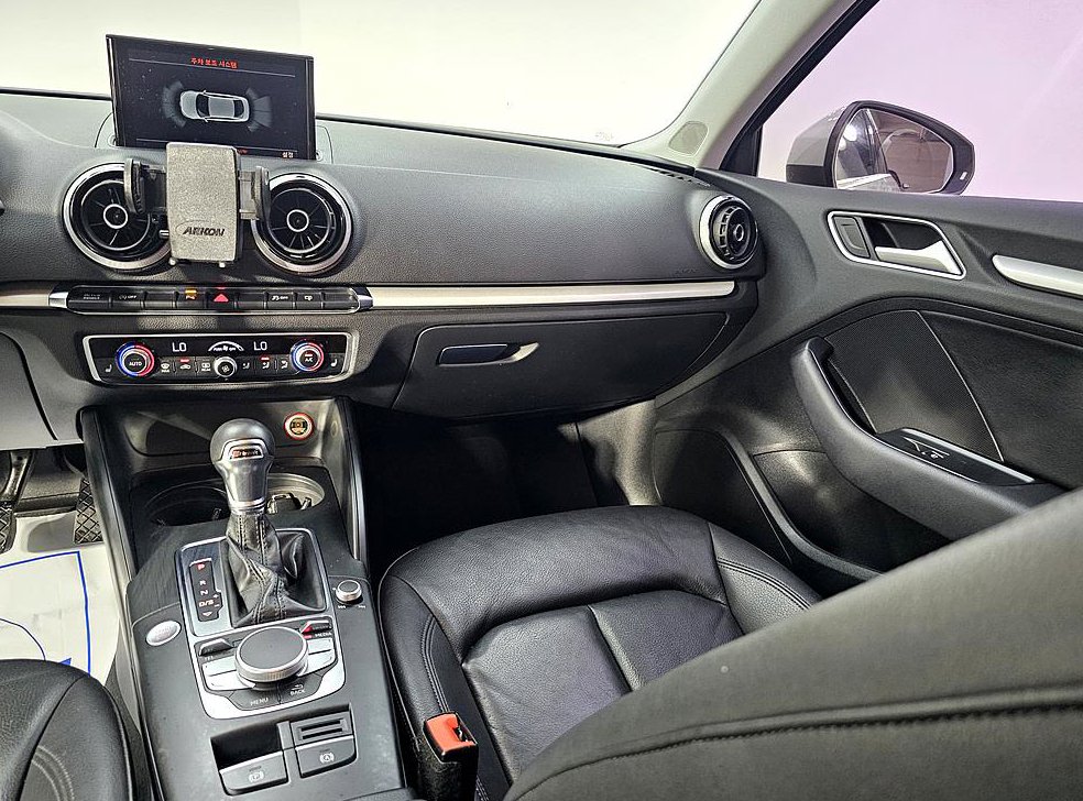 아우디 A3 35 TDI 다이나믹 사진 10