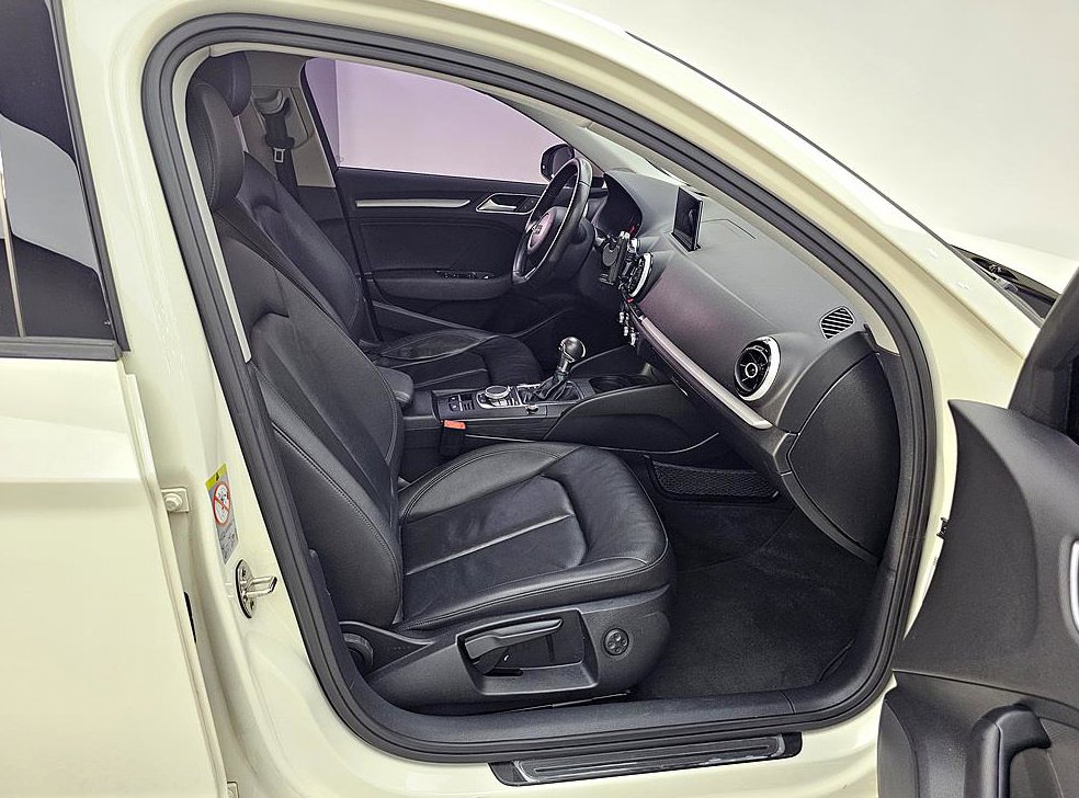 아우디 A3 35 TDI 다이나믹 사진 11